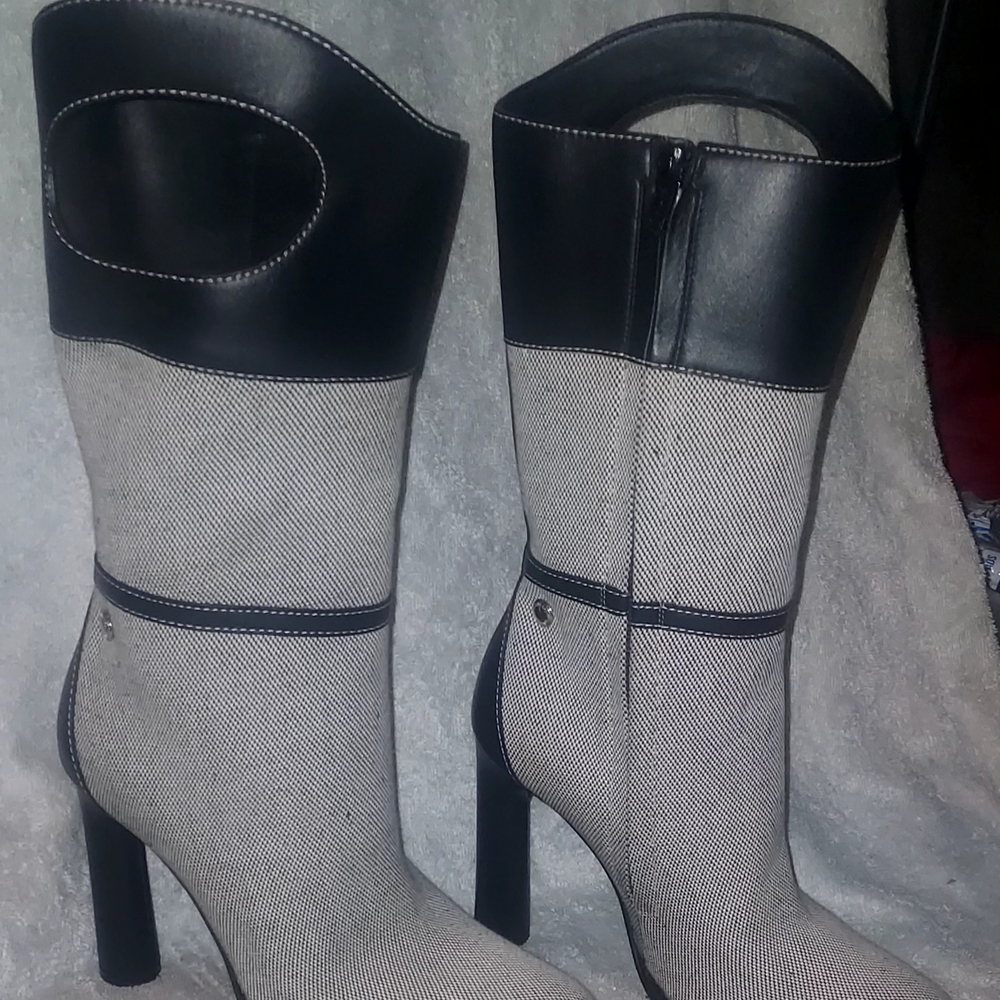 Burberry Porthole Stylish Black and Gray Women's Boots